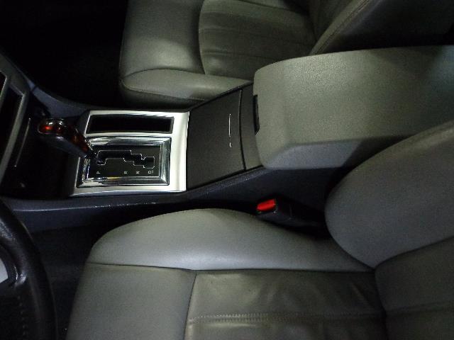 2007 Chrysler 300C Base