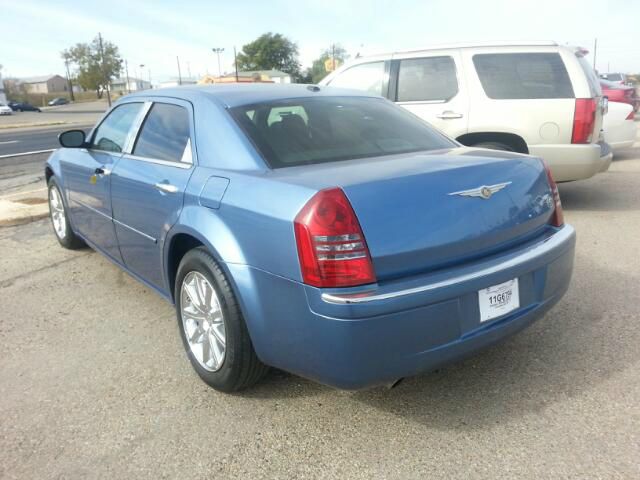 2007 Chrysler 300C Unknown