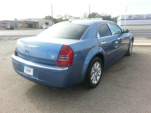 2007 Chrysler 300C Unknown