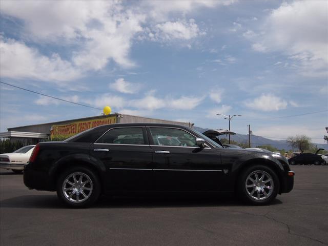 2007 Chrysler 300C Regular Cab