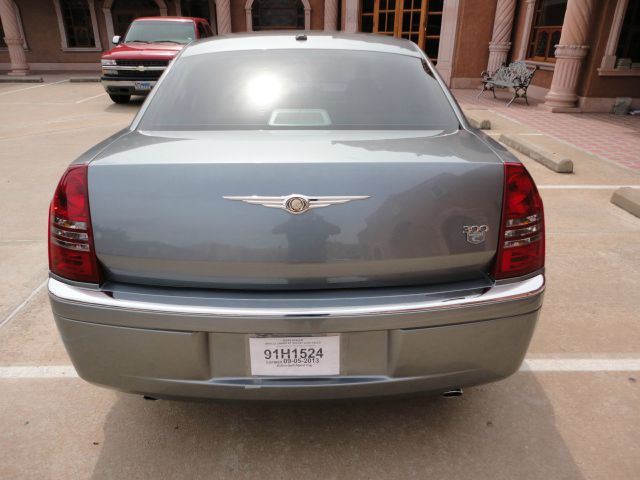 2007 Chrysler 300C Regular Cab