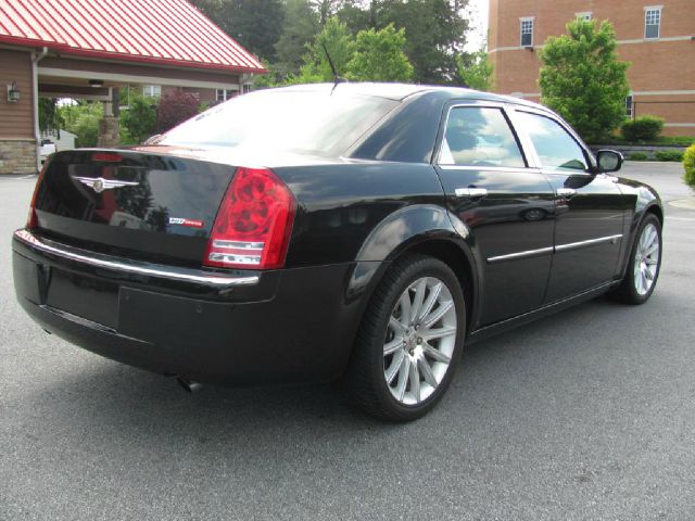 2008 Chrysler 300C Regular Cab