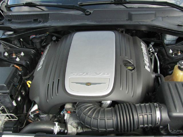 2008 Chrysler 300C Regular Cab