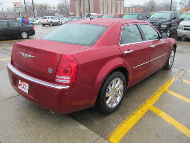 2008 Chrysler 300C Regular Cab