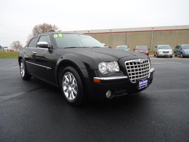 2008 Chrysler 300C 4x4 XLT