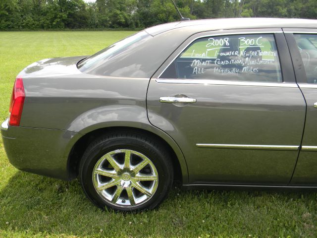 2008 Chrysler 300C Regular Cab