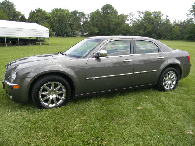 2008 Chrysler 300C Regular Cab