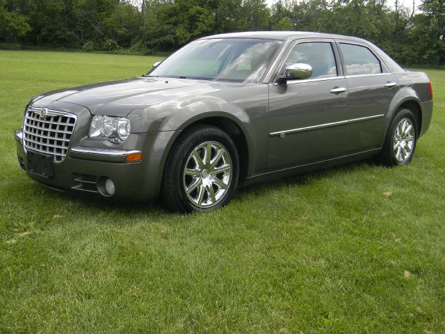 2008 Chrysler 300C Regular Cab