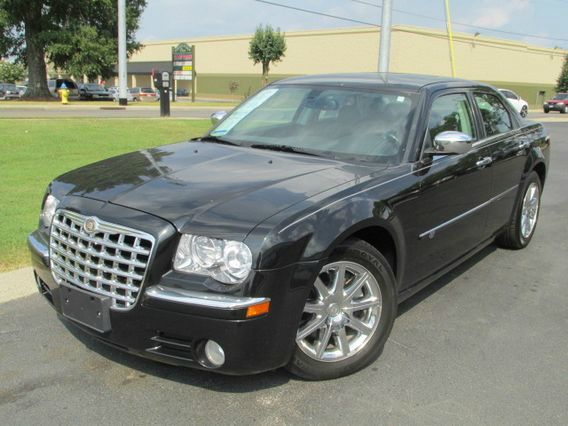 2009 Chrysler 300C SLT Luxury 4x4