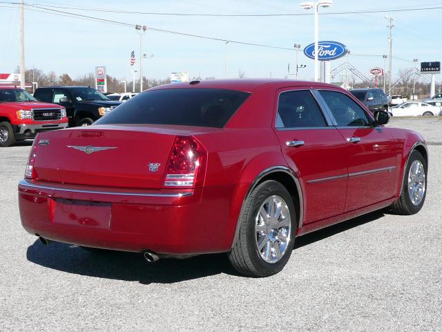 2009 Chrysler 300C C320w