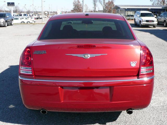 2009 Chrysler 300C C320w