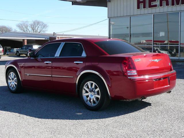 2009 Chrysler 300C C320w