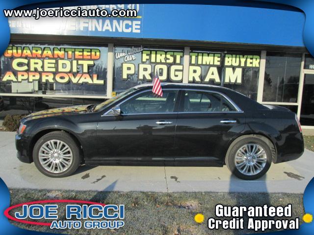 2011 Chrysler 300C Sport - Trail Rated