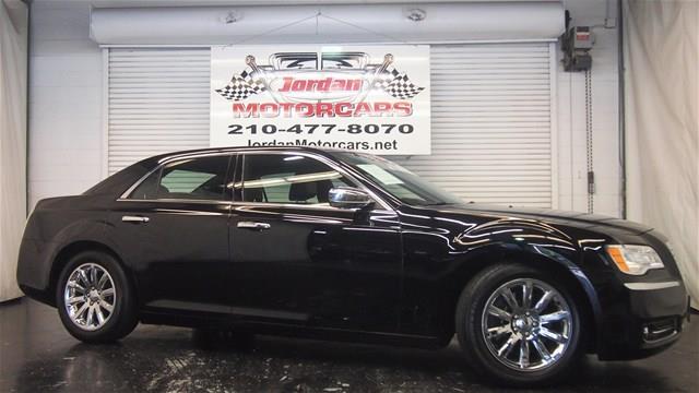 2012 Chrysler 300C K3500 LS