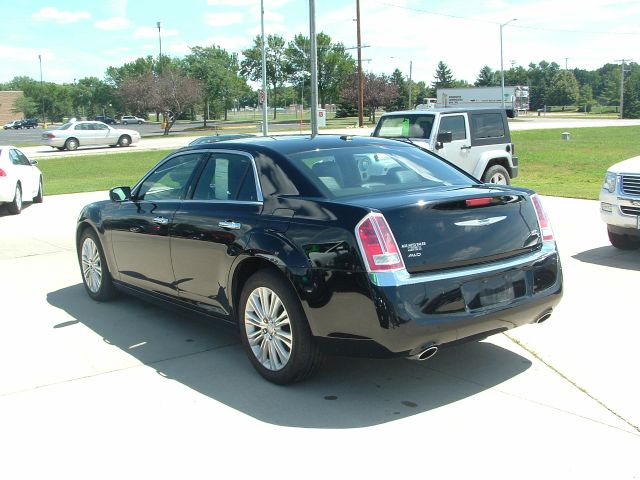 2013 Chrysler 300C 325ci W/ Sportsprem. PKGS