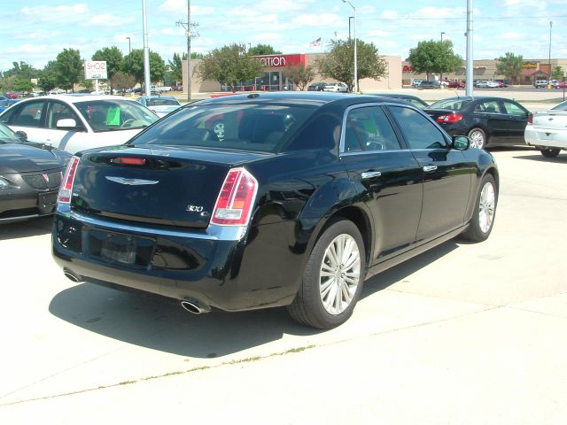 2013 Chrysler 300C 325ci W/ Sportsprem. PKGS