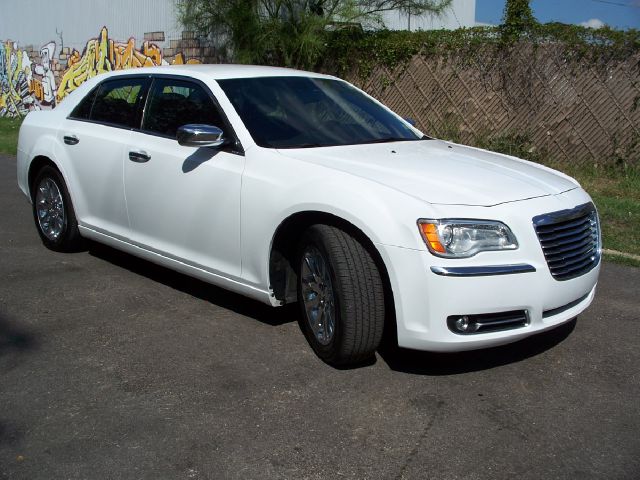 2013 Chrysler 300C 2dr I4 Auto EX-L PZEV