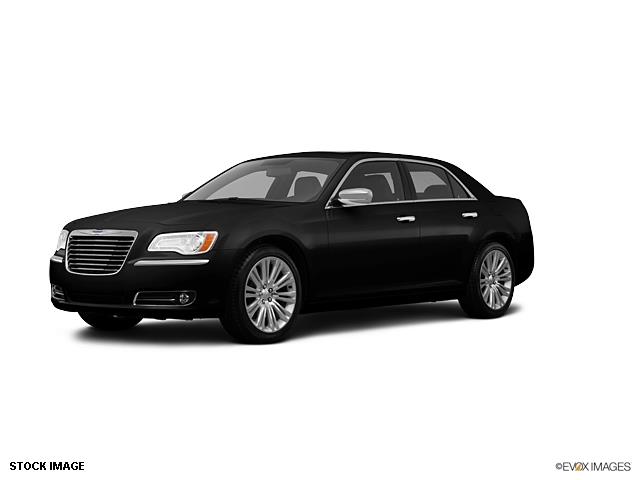 2013 Chrysler 300C 4WD 4-cyl. EX-L