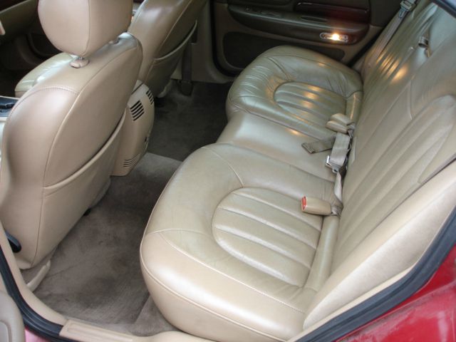 1999 Chrysler 300M Base