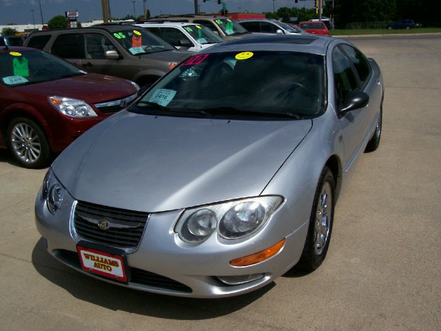 2000 Chrysler 300M Base