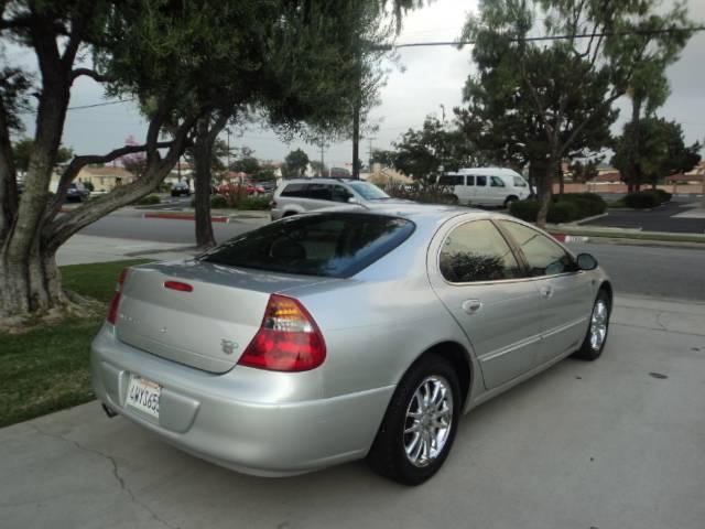 2002 Chrysler 300M Base