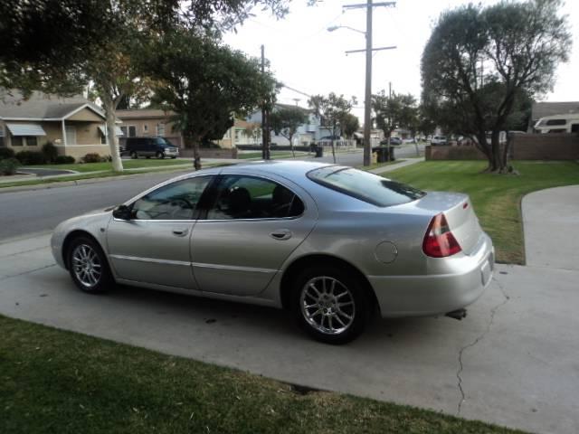 2002 Chrysler 300M Base