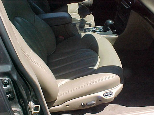 2002 Chrysler 300M Base