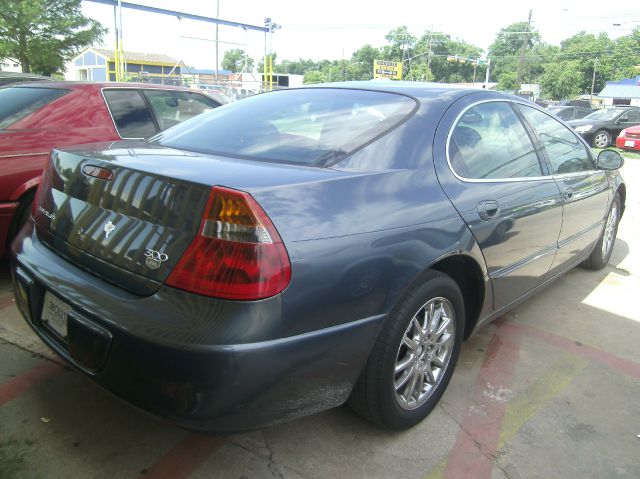 2002 Chrysler 300M Base