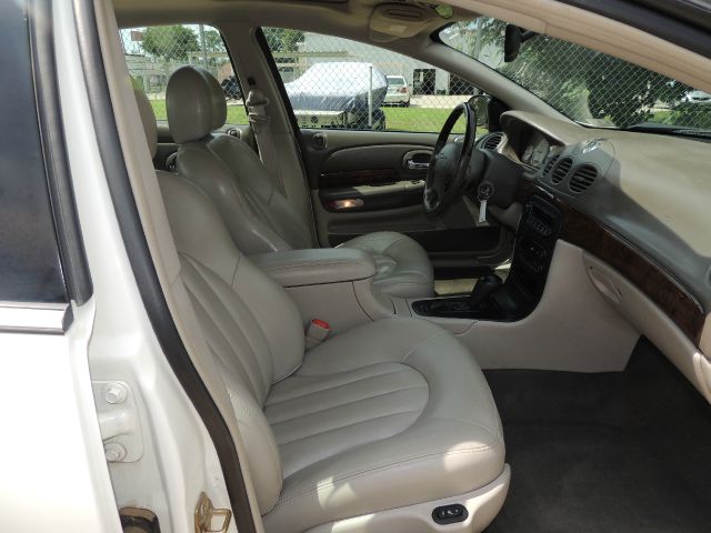 2002 Chrysler 300M Base