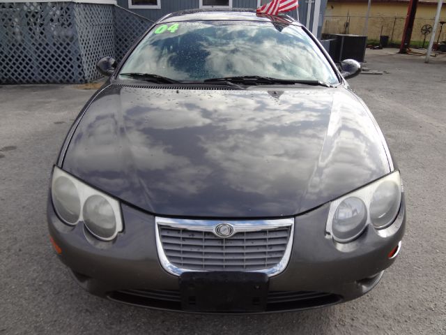 2004 Chrysler 300M Base