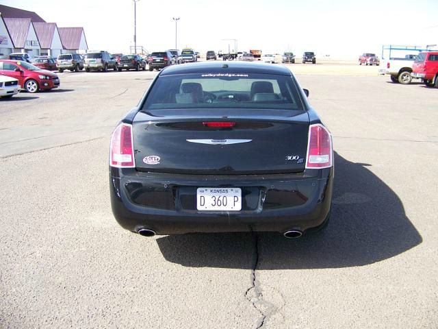 2012 Chrysler 300S LT 4X4 Extra NICE MUST SEE