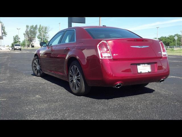 2012 Chrysler 300S Base Convertible