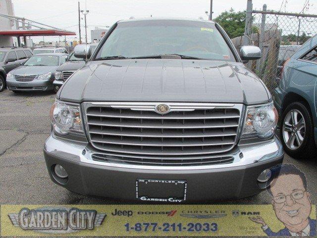 2007 Chrysler Aspen SLT 25