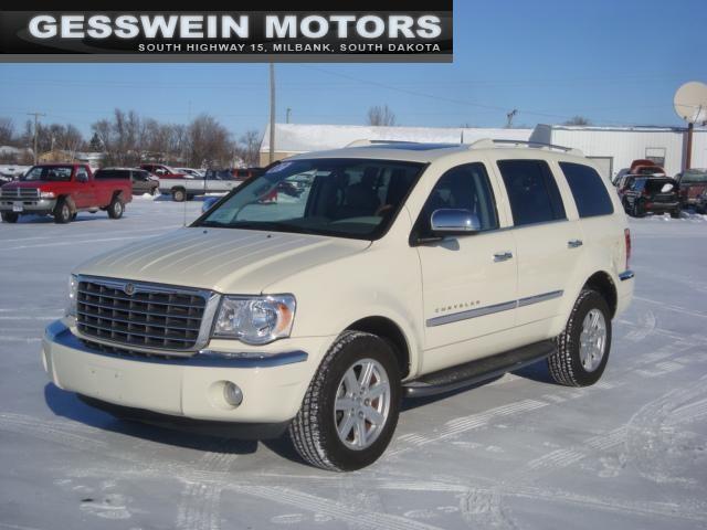 2007 Chrysler Aspen SLT 25