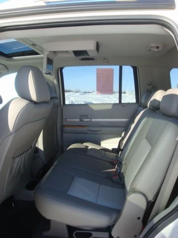 2007 Chrysler Aspen SLT 25