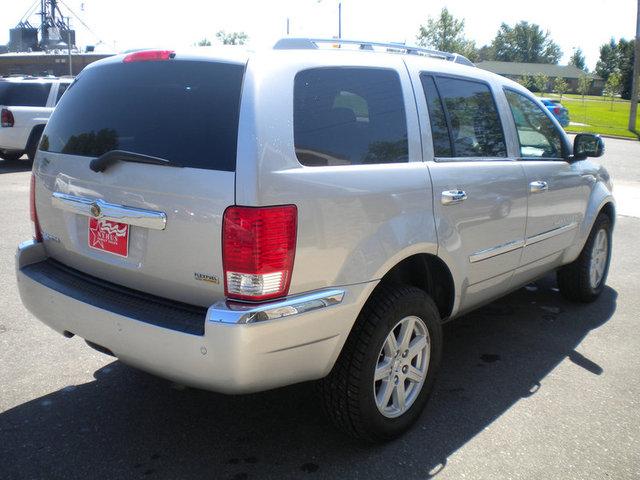 2007 Chrysler Aspen Super