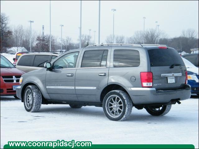 2007 Chrysler Aspen Unknown