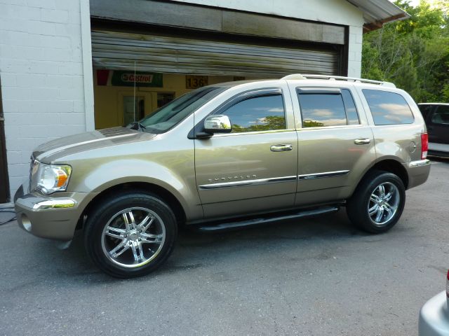 2007 Chrysler Aspen I Limited