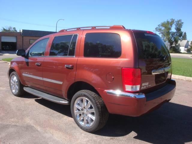 2007 Chrysler Aspen SLT 25