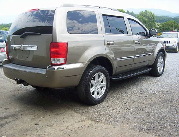 2007 Chrysler Aspen Super