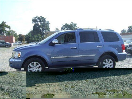 2007 Chrysler Aspen Unknown