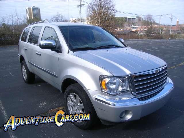 2007 Chrysler Aspen SLT 25