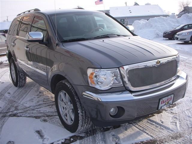 2007 Chrysler Aspen SLT 25