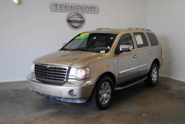 2008 Chrysler Aspen SLT 25