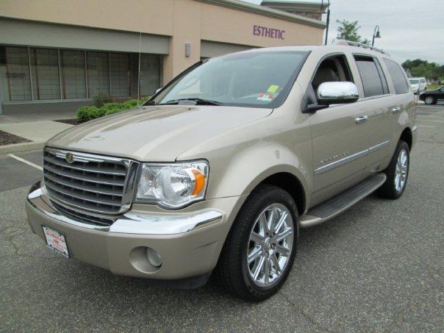 2008 Chrysler Aspen SLT 25