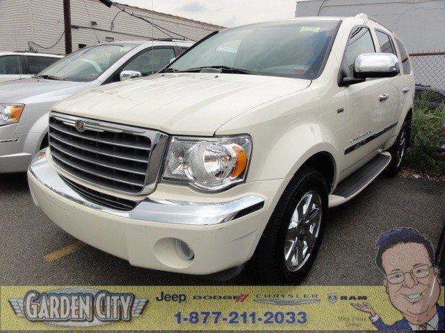 2008 Chrysler Aspen SLT 25