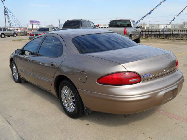 2001 Chrysler Concorde S Sedan Under FULL Factory Warranty