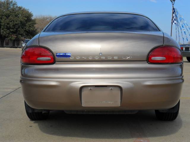 2001 Chrysler Concorde S Sedan Under FULL Factory Warranty