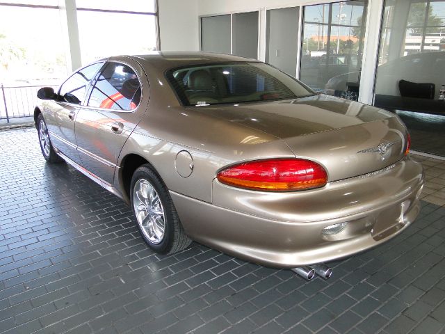 2002 Chrysler Concorde SLT 25