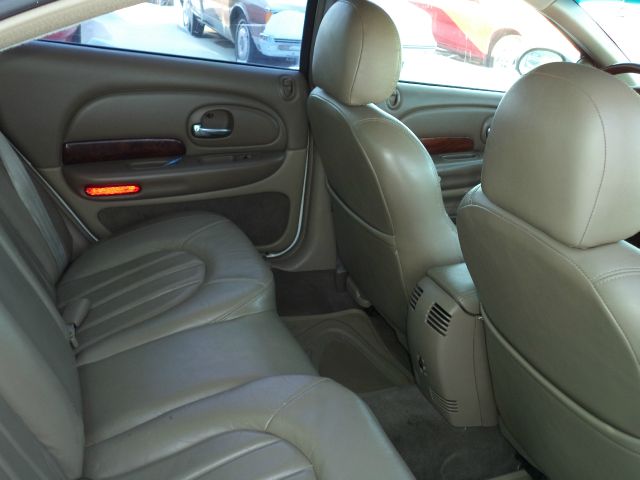 2002 Chrysler Concorde SLT 25